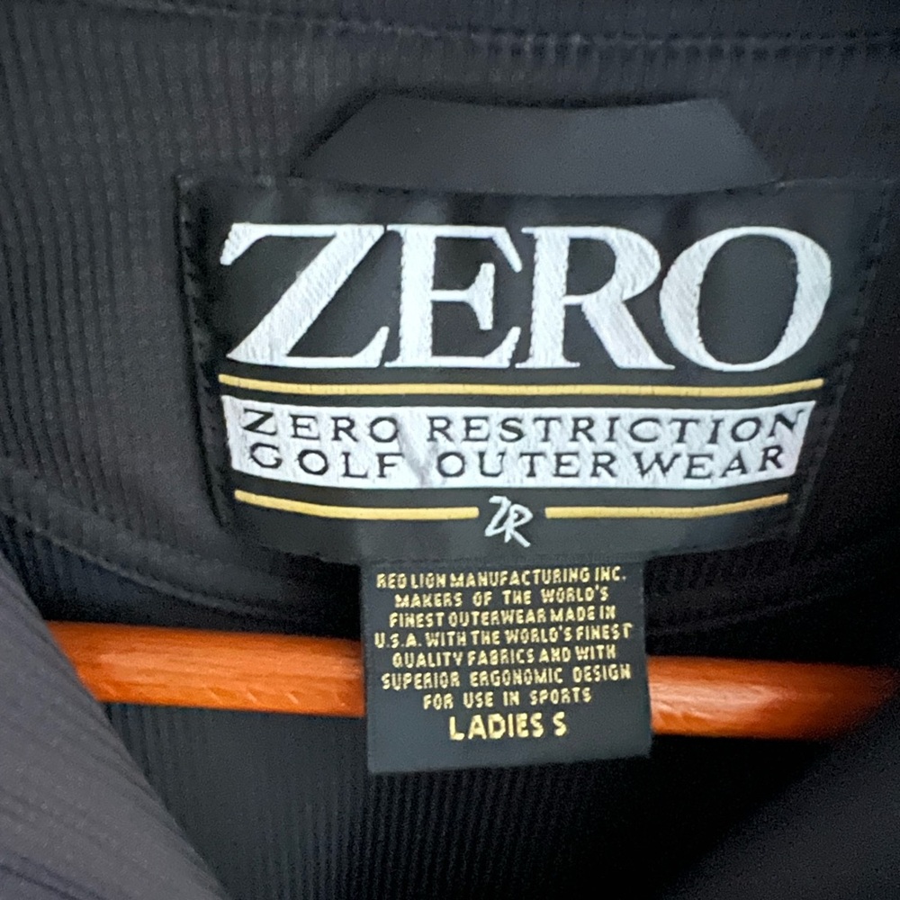 Zero Restriction Golf Black Performance Zip Outer… - image 3